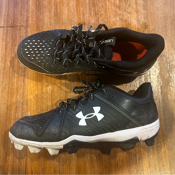 Soccer Cleats Under Armour size 7.5 - Picture 4 of 5